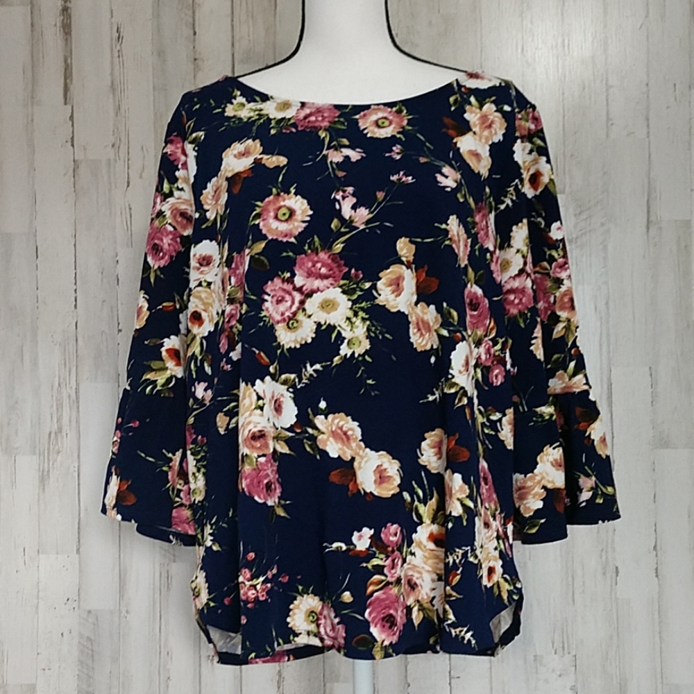 Green Envelope Navy Blue Floral Blouse